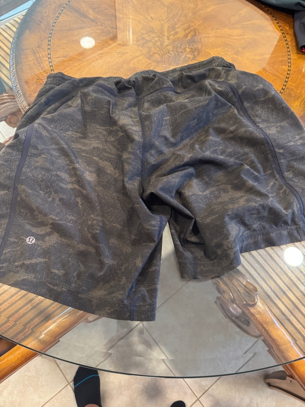 lululemon athletica Men’s Black Subtle Camo Running Shorts